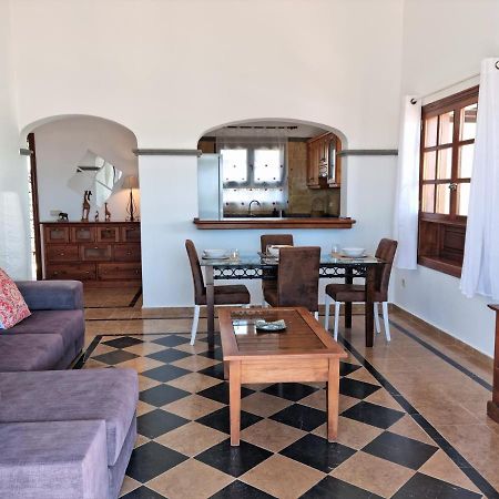 Villa Ana Playa Blanca  Extérieur photo