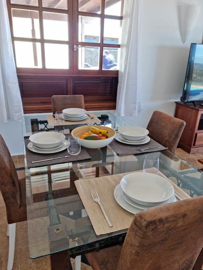 Villa Ana Playa Blanca  Extérieur photo