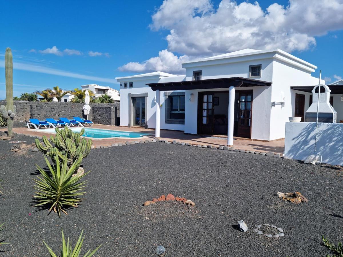 Villa Ana Playa Blanca  Extérieur photo
