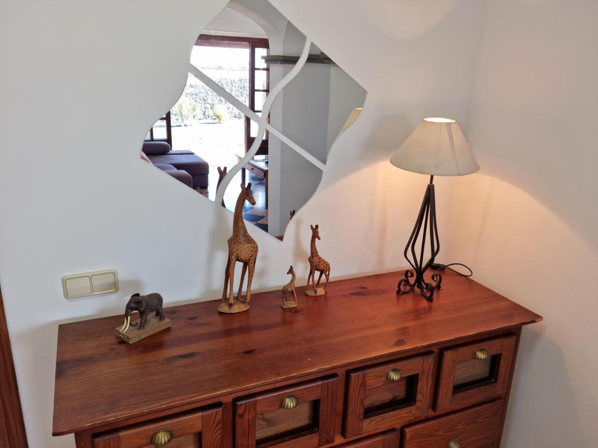 Villa Ana Playa Blanca  Extérieur photo