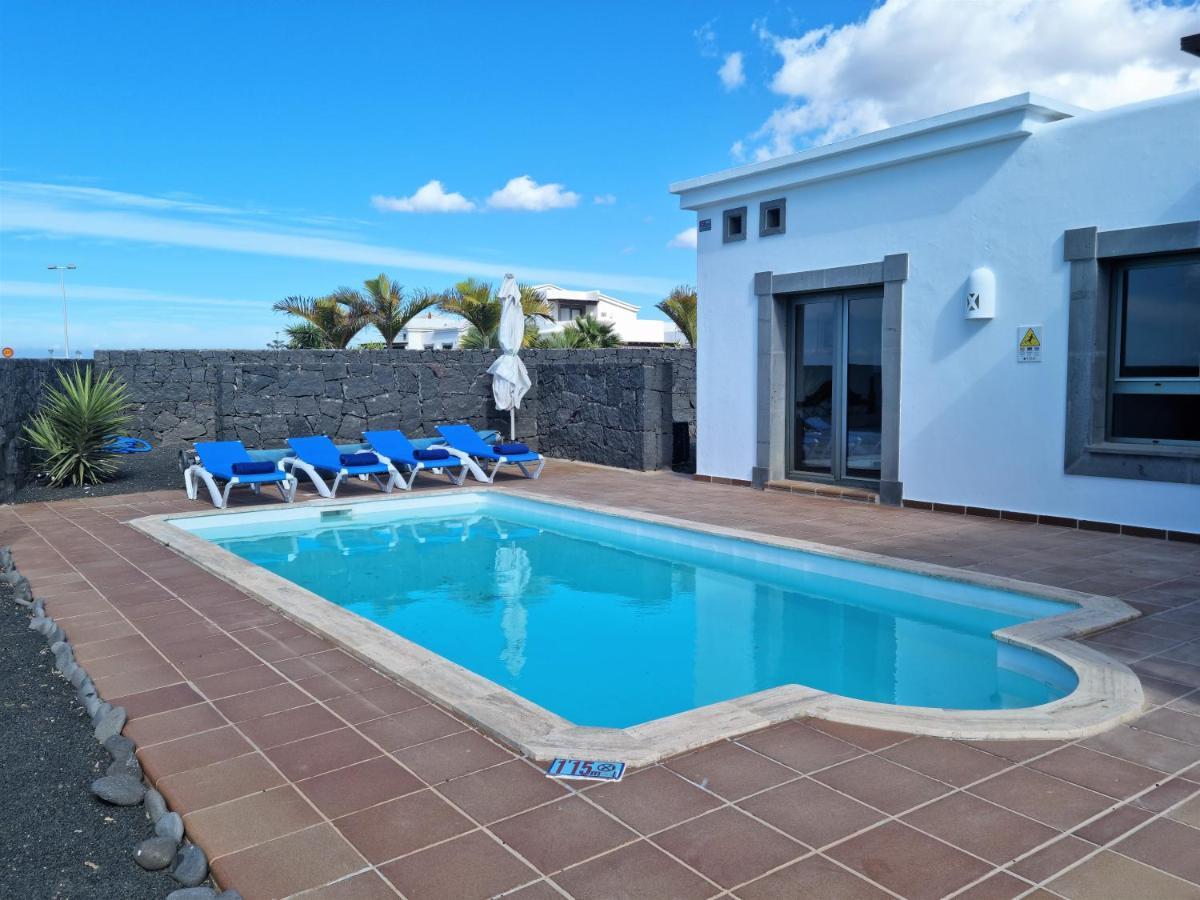 Villa Ana Playa Blanca  Extérieur photo