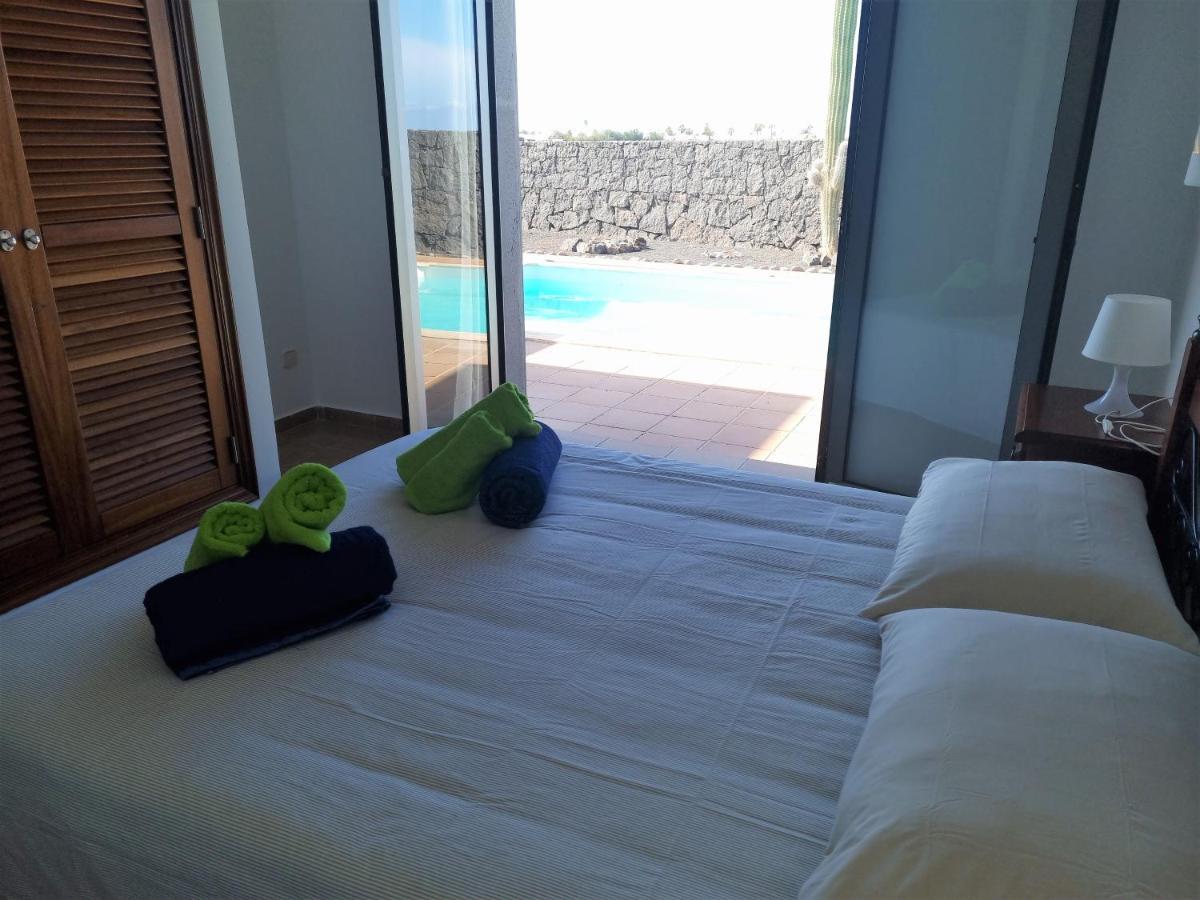 Villa Ana Playa Blanca  Extérieur photo