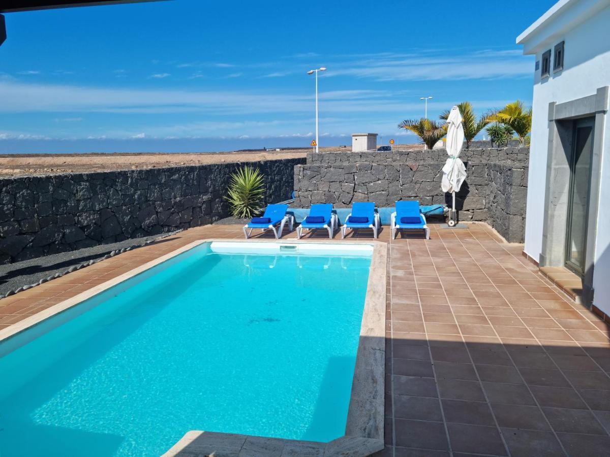 Villa Ana Playa Blanca  Extérieur photo